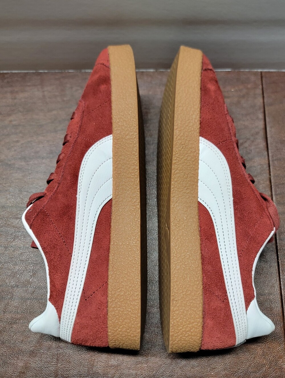 PUMA Club Men Sneakers Intense Red White Gold Size 10 - Picture 8 of 9